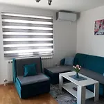 Apartment Stan Na Dan-apartman N&t *