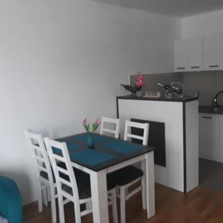 Διαμέρισμα Stan Na Dan-apartman N&t Lukavica