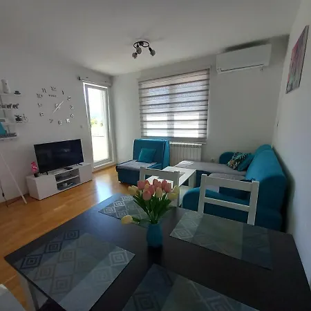 Stan Na Dan-apartman N&t * Lukavica