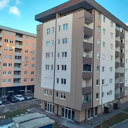 Stan Na Dan-apartman N&t * Lukavica