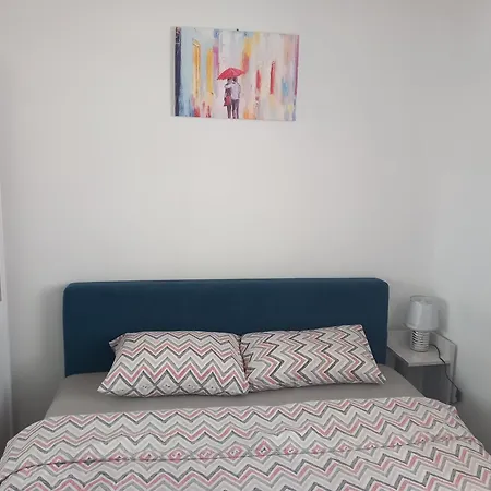 Stan Na Dan-apartman N&t * Lukavica