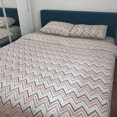 Stan Na Dan-apartman N&t * Lukavica